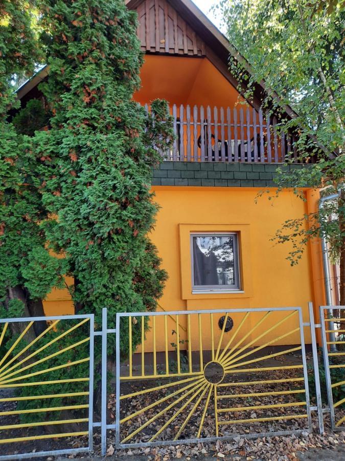 Fenyves Nyaralo Villa Hajduszoboszlo Exterior photo